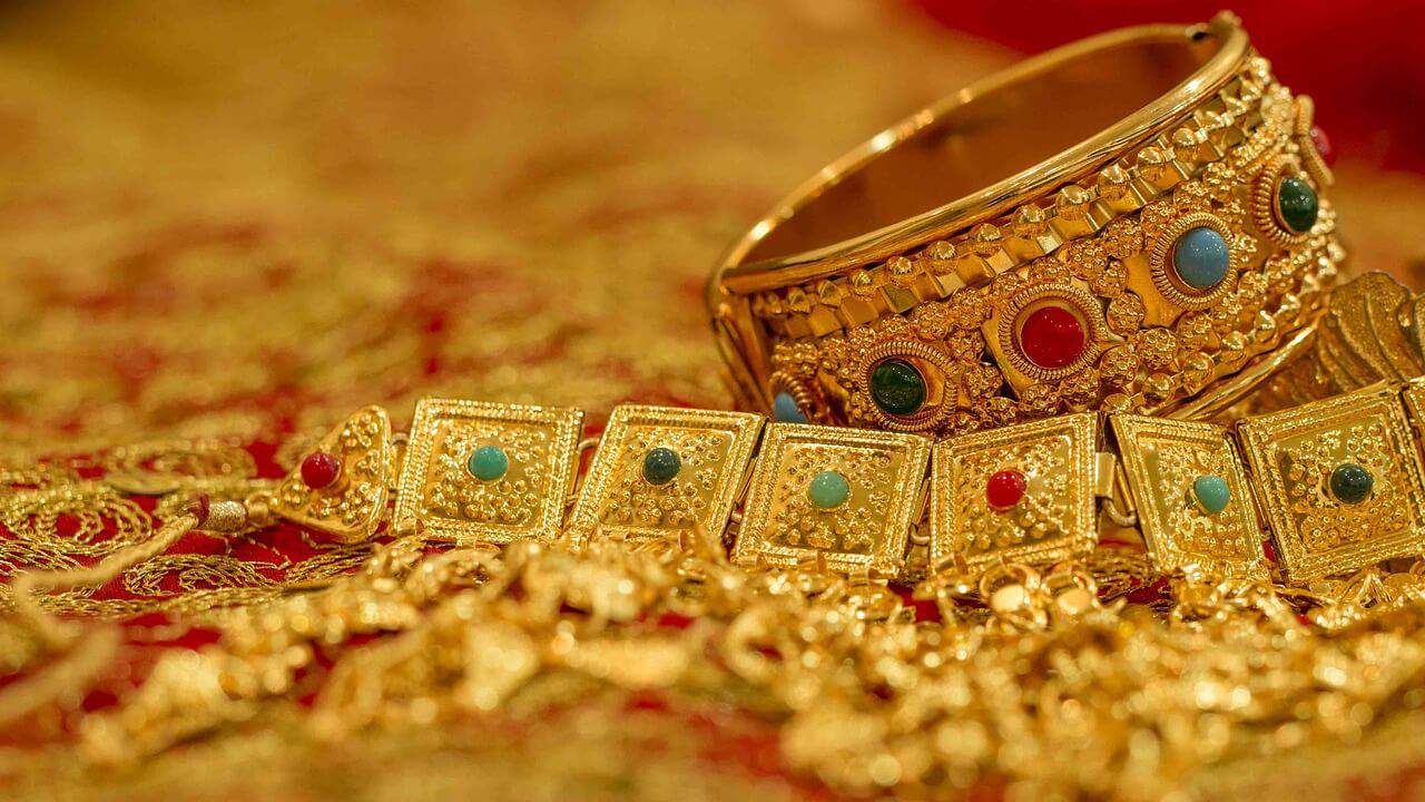 Payment Provider for Direct Bank Transfer Options for Jewelry Purchases in India